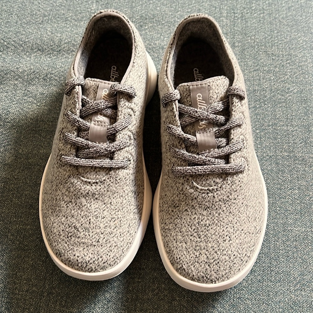 NEW Allbirds grey size 6 unworn